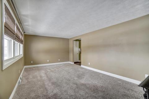 5009 Stoneridge Dr, Springfield, OH 45503 photo 5