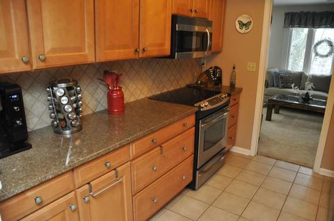 6633 Mad River Rd, Dayton, OH 45459 photo 8