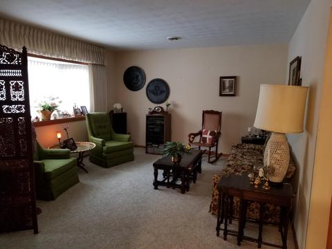 2574 Ehrhart Dr, Springfield, OH 45502 photo 2