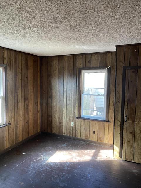 1225 W Jefferson St, Springfield, OH 45506 photo 4