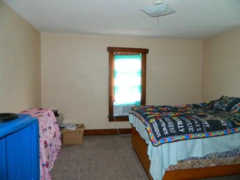 239 E College Ave, Springfield, OH 45503 photo 9