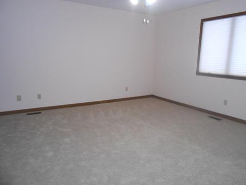 1732 Fox Ridge Dr, Springfield, OH 45503 photo 25