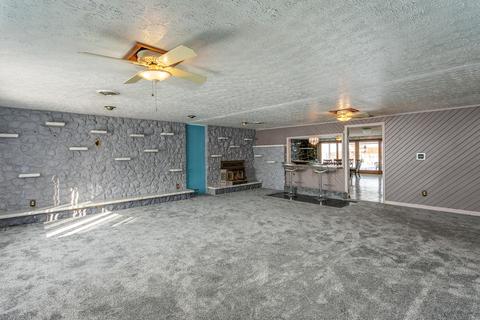 938 E Walnut St, Covington, OH 45318 photo 13