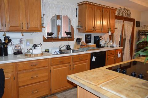 161 E Possum Rd, Springfield, OH 45502 photo 6