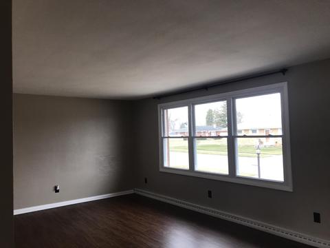 4626 Laredo St, Springfield, OH 45503 photo 5