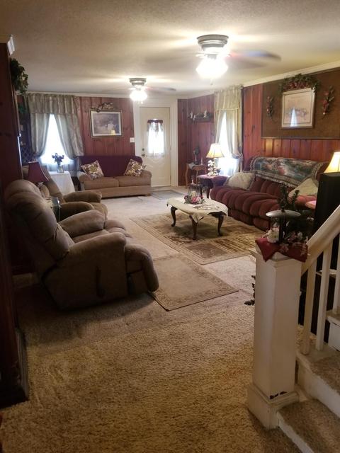 646 E 2nd St, Ottawa, OH 45875 photo 9
