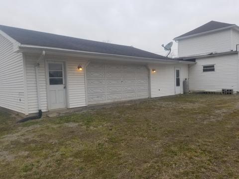 646 E 2nd St, Ottawa, OH 45875 photo 3