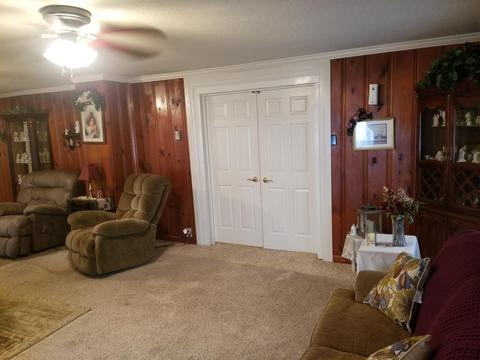 646 E 2nd St, Ottawa, OH 45875 photo 14
