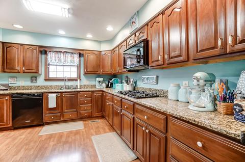4210 Tree Line Ave, Springfield, OH 45502 photo 11