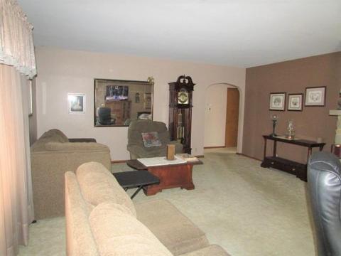 2084 Northridge Dr, Springfield, OH 45504 photo 6