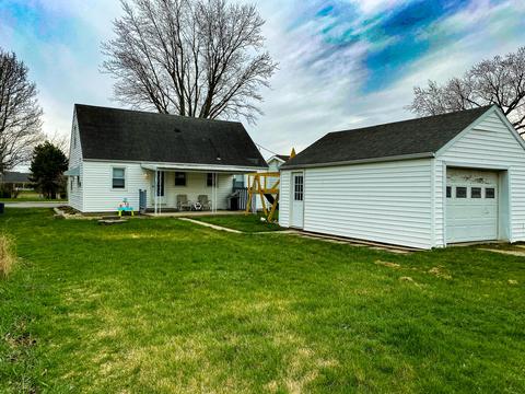 361 E Sycamore St, Coldwater, OH 45828 photo 2