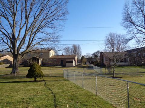 535 Rebecca Dr, Springfield, OH 45503 photo 2