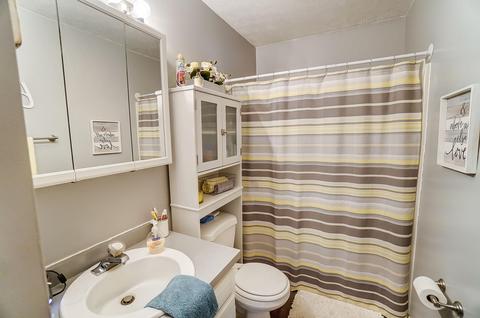 388 W Sparrow Rd, Springfield, OH 45502 photo 30