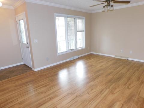 3340 Scotsdale Dr, Springfield, OH 45504 photo 2