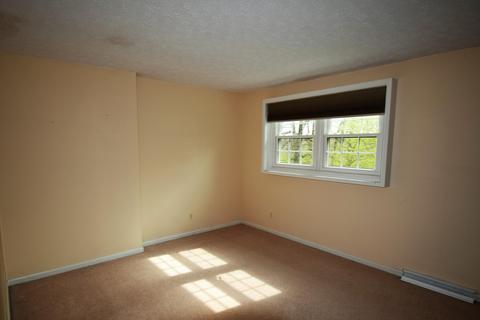 537 Trotwood St, Springfield, OH 45503 photo 14