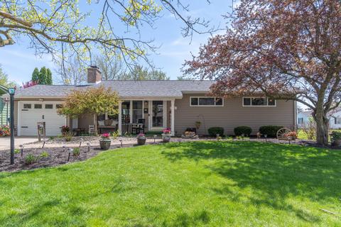 215 E Ruth St, Sidney, OH 45365 photo 2
