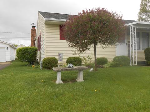 2703 Duncan St, Springfield, OH 45505 photo 3