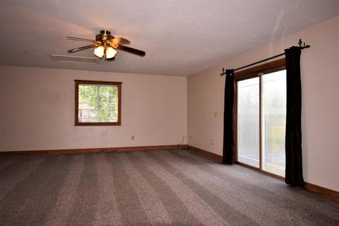 5012 Troy Rd, Springfield, OH 45502 photo 8
