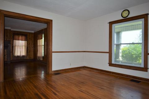 5012 Troy Rd, Springfield, OH 45502 photo 5