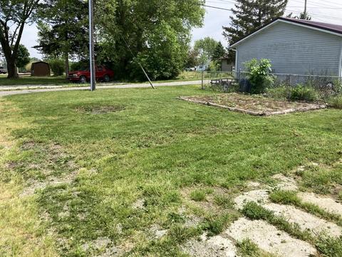 305 S Main St, Mendon, OH 45862 photo 7