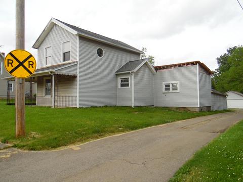 209 S Main St, De Graff, OH 43318 photo 2
