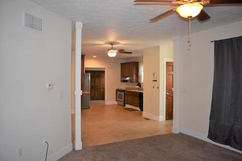 715 Broadway St, Springfield, OH 45504 photo 5