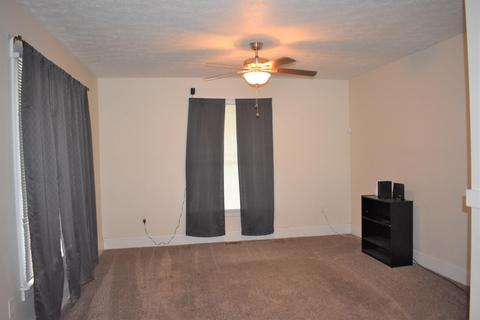 715 Broadway St, Springfield, OH 45504 photo 4