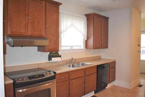 715 Broadway St, Springfield, OH 45504 photo 7