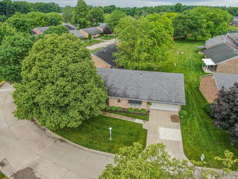 2219 Manhattan Blvd, Springfield, OH 45504 photo 1