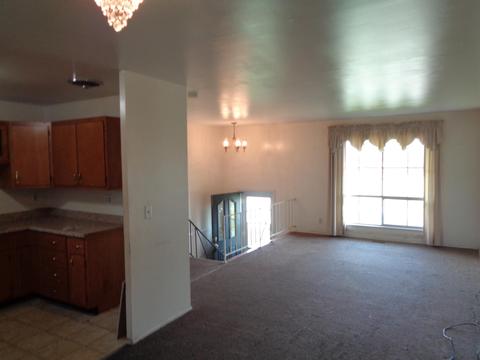 518 E Third St, Springfield, OH 45503 photo 12