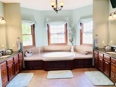 2203 Eaglebrooke Cir, Celina, OH 45822 photo 23