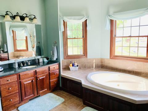 2203 Eaglebrooke Cir, Celina, OH 45822 photo 24