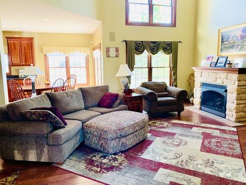 2203 Eaglebrooke Cir, Celina, OH 45822 photo 9