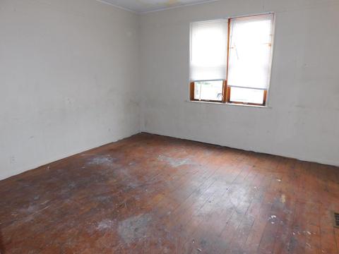 234 N Race St, Springfield, OH 45504 photo 5