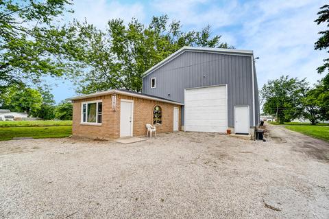 329 Beaver St, Celina, OH 45822 photo 1