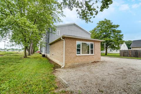 329 Beaver St, Celina, OH 45822 photo 2