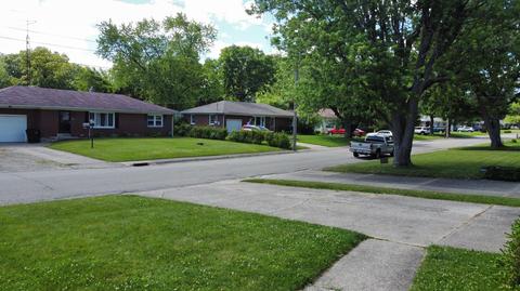 2442 Home Orchard Dr, Springfield, OH 45503 photo 12