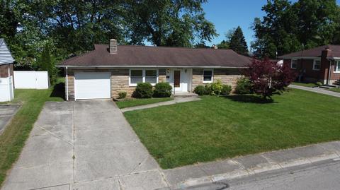 2442 Home Orchard Dr, Springfield, OH 45503 photo 1