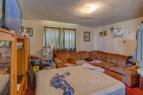 2004 Erie Ave, Springfield, OH 45505 photo 7