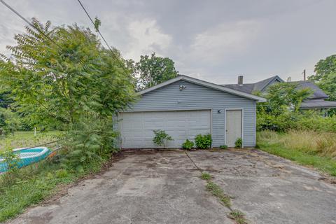 233 W Clark St, Springfield, OH 45506 photo 5