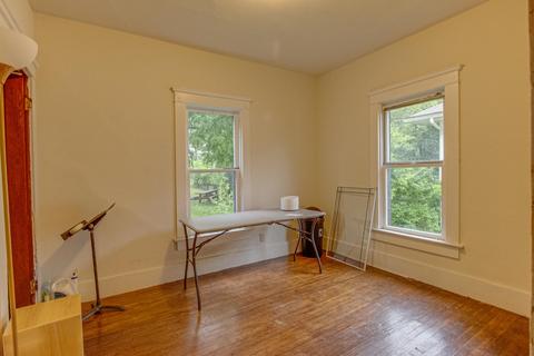 916 W Mulberry St, Springfield, OH 45506 photo 8