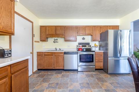 4871 Auston St, Springfield, OH 45502 photo 8