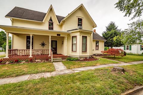 118 E Hayes St, De Graff, OH 43318 photo 2