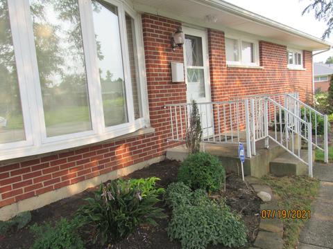 4631 Laredo St, Springfield, OH 45503 photo 2