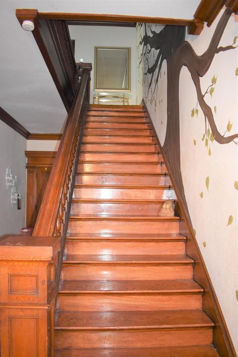 802 E Kenton St, Springfield, OH 45505 photo 9