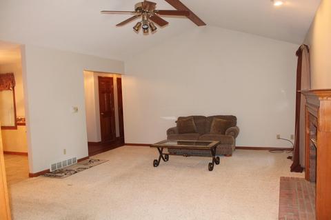 1351 Maple Leaf Ct, Sidney, OH 45365 photo 2