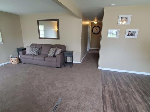 527 Fourth Ave, Sidney, OH 45365 photo 3