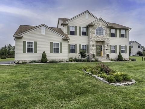 3100 Windy Ridge Dr, Springfield, OH 45502 photo 4