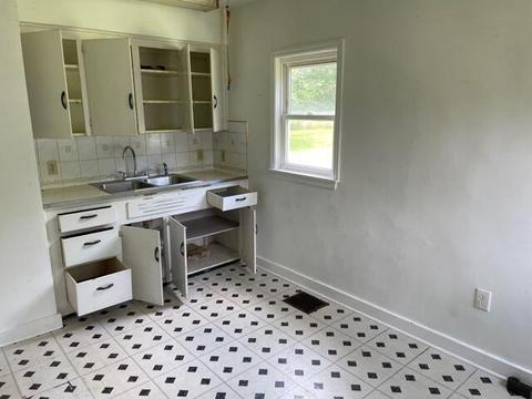 1414 W Cedarview Dr, Springfield, OH 45503 photo 3