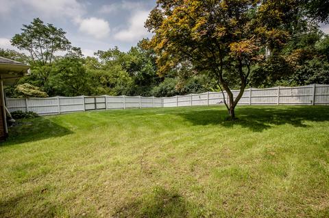 601 Westchester Park Dr, Springfield, OH 45504 photo 8